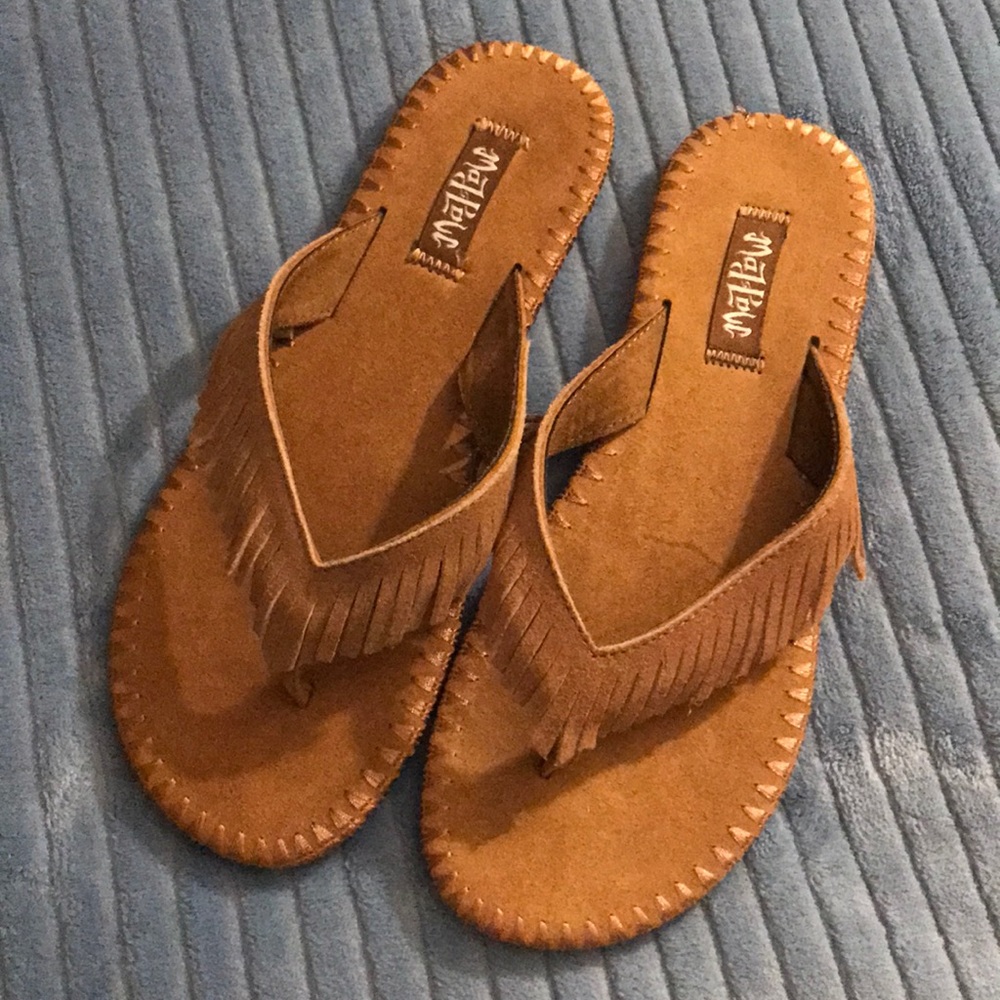tan flip flops
